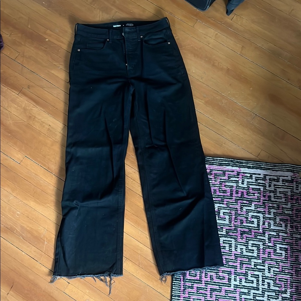Black Wide-Leg Jeans